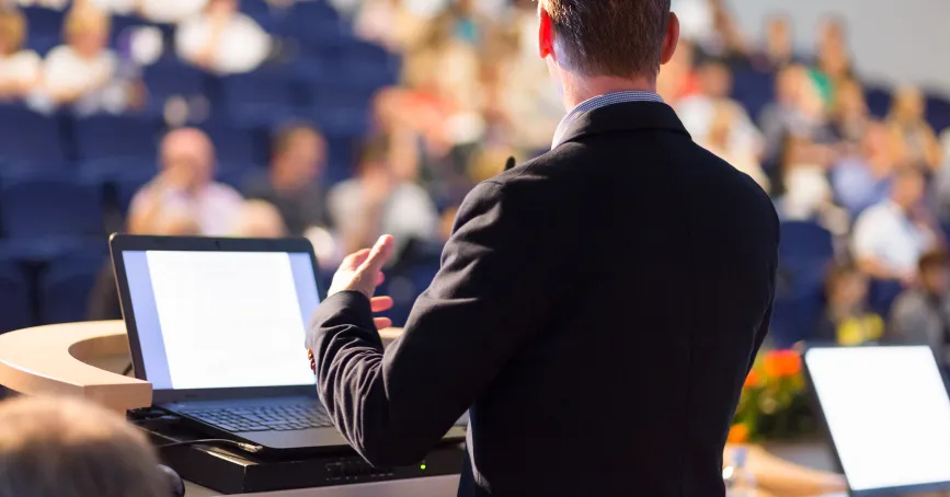 5 Reasons to Consider Rental Laptops for Your Event