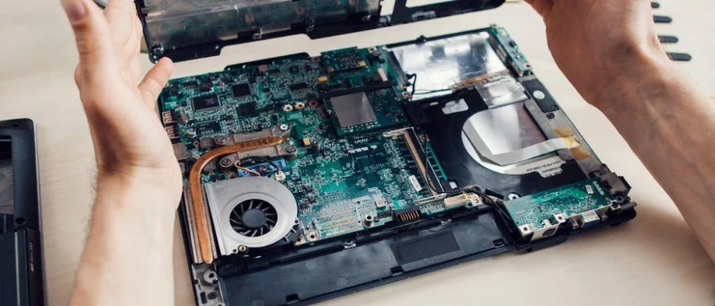 Apple Vs Windows: Customization and Upgradability