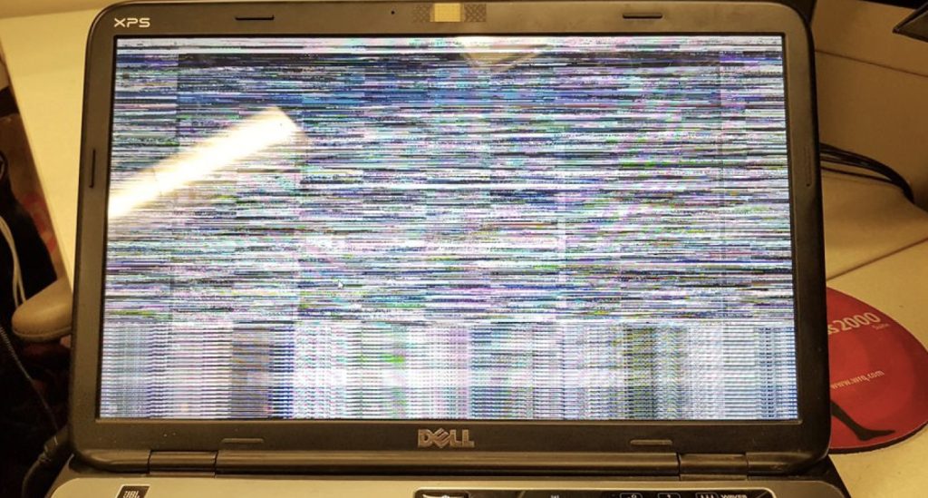 Common Laptop Problems That Quietly Impact Daily Work: Display-Related Common Laptop Problems in Long Work Hours